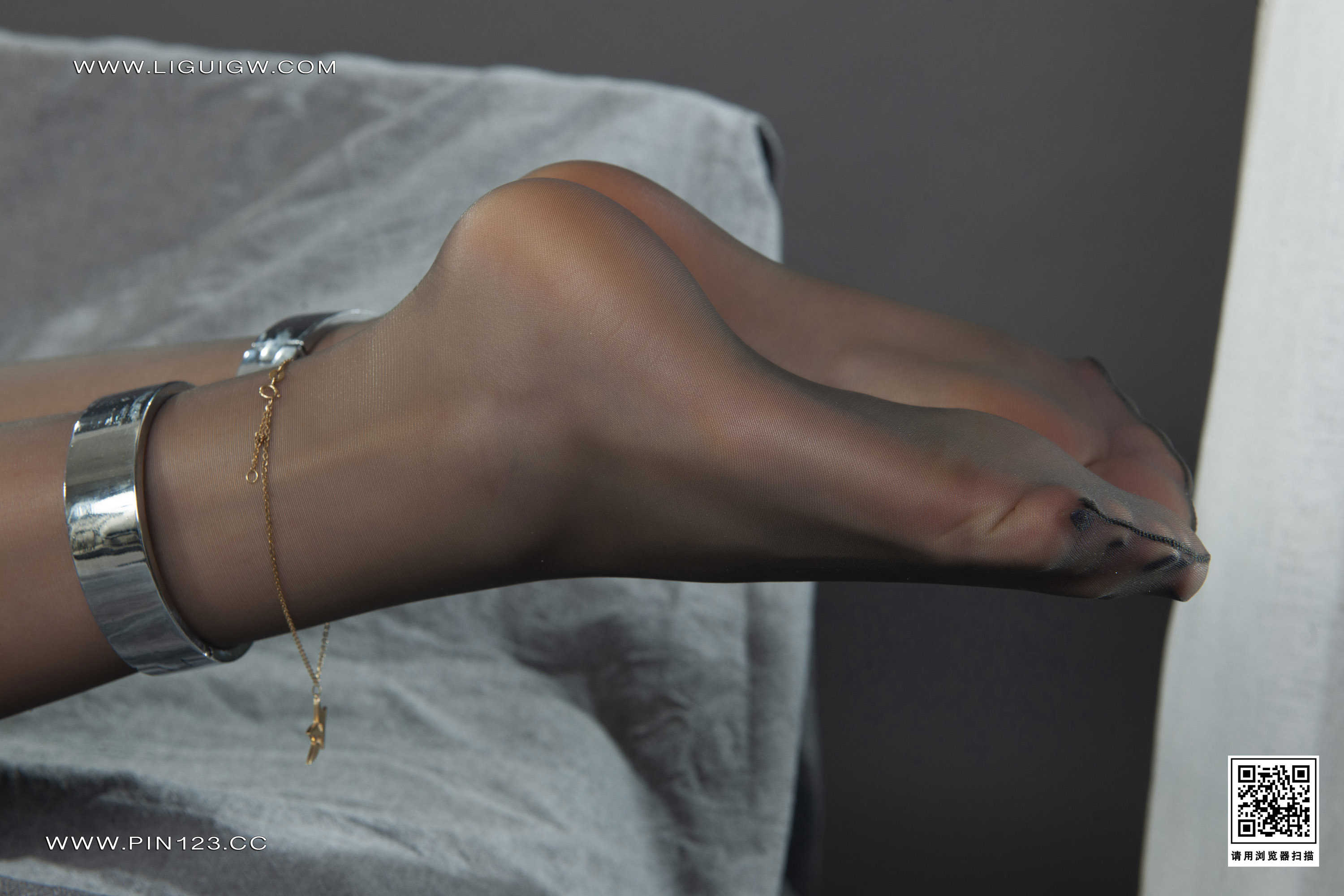 Chinese lady bondage 545