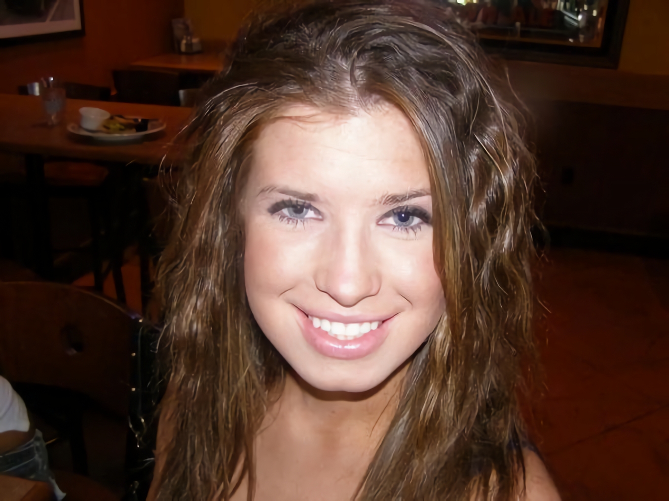 Cute slut Christina Bonetpels naked public