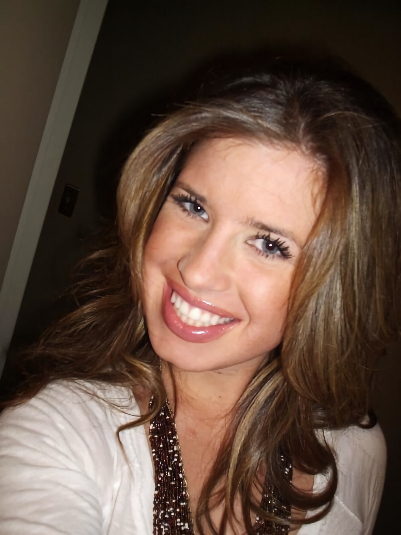 Cute slut Christina Bonetpels naked public