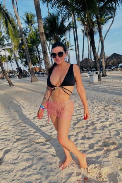 happy day of love and friendship