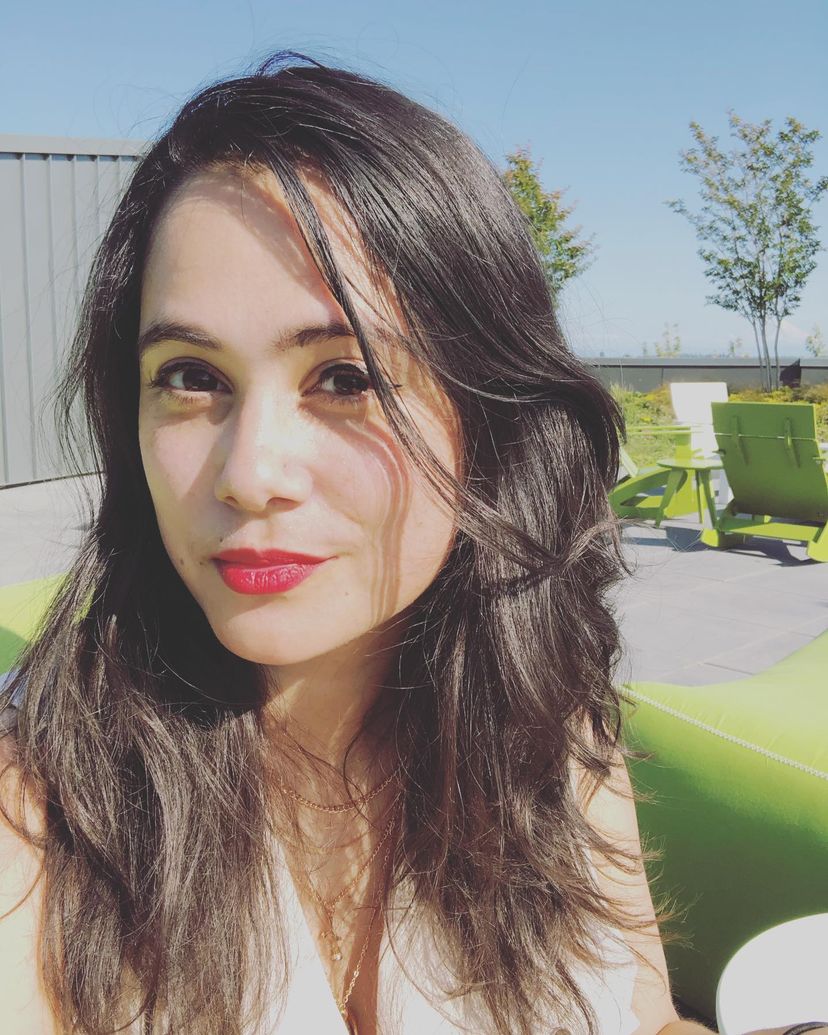 Cute big tits slut Jewel naked in public