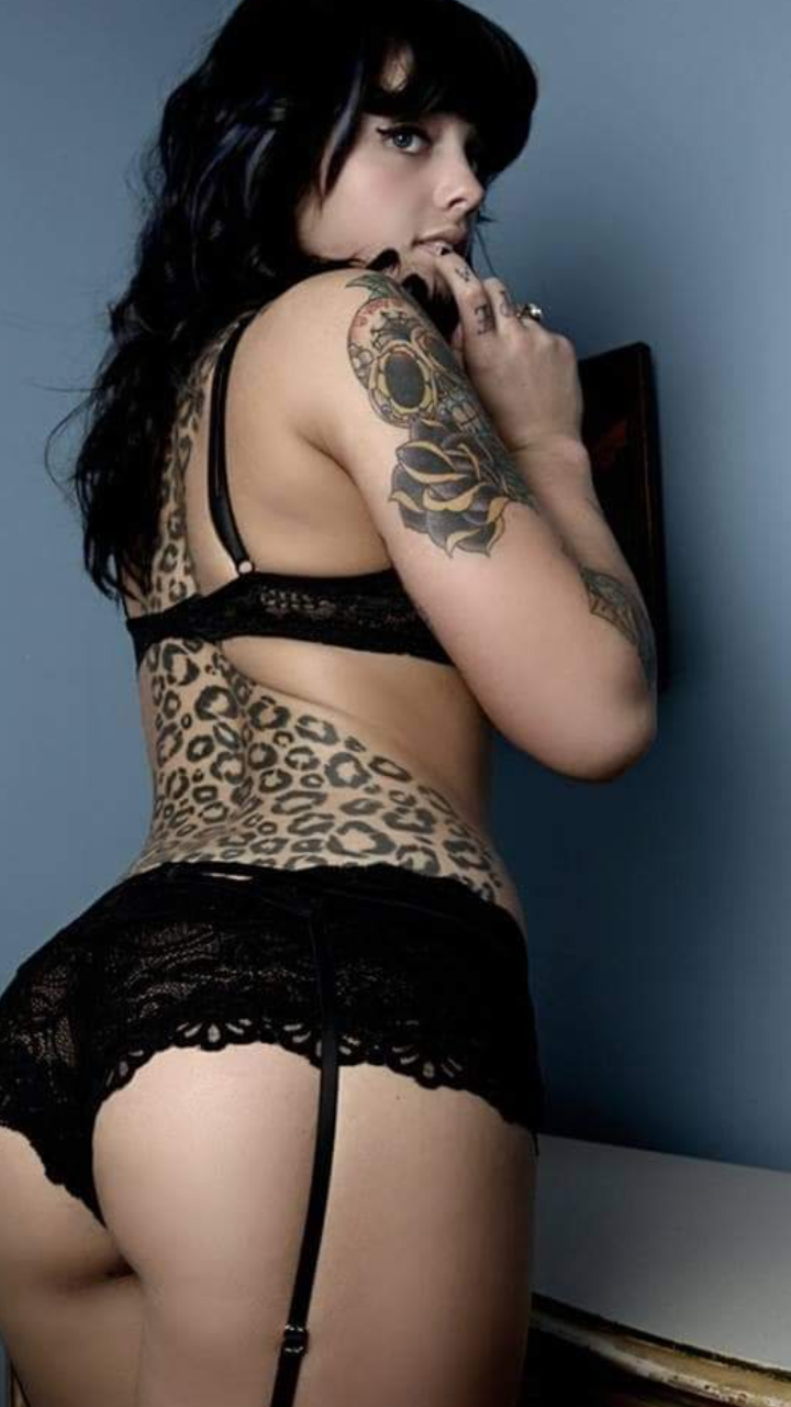 White Thick Booty 39