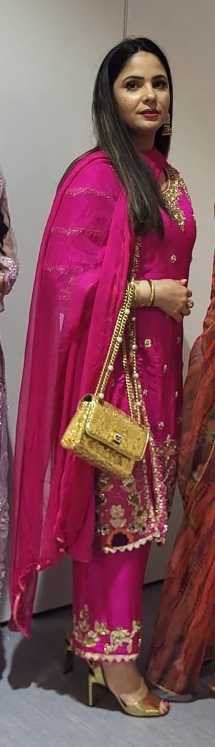 Pakistani Milf
