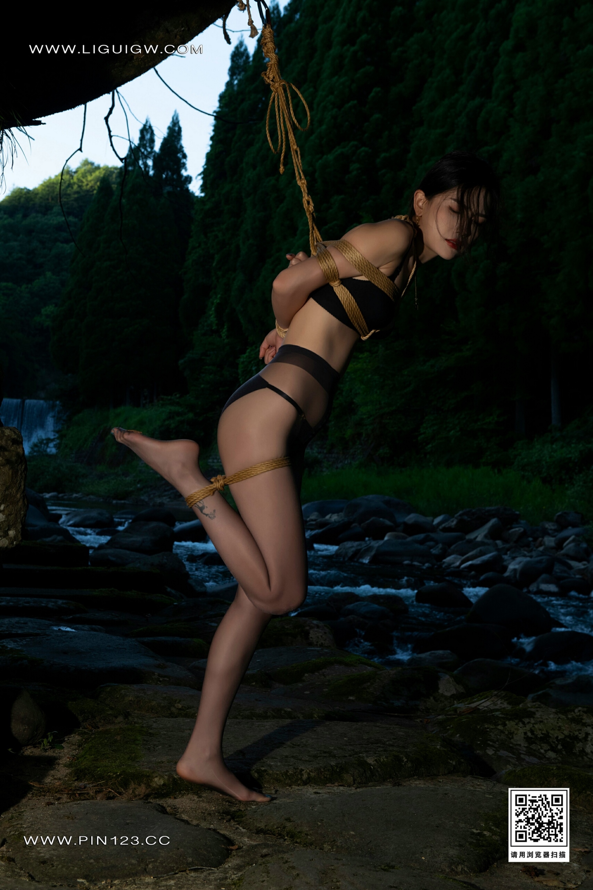 Chinese lady bondage 577