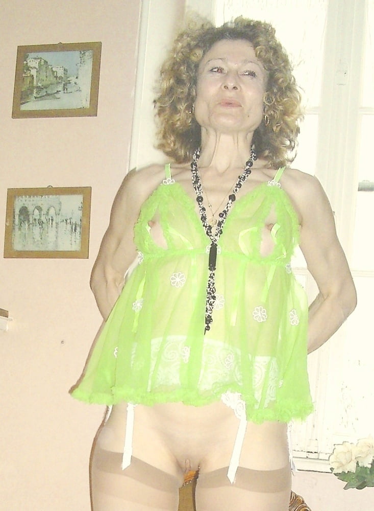 Astrida the whore to everyone