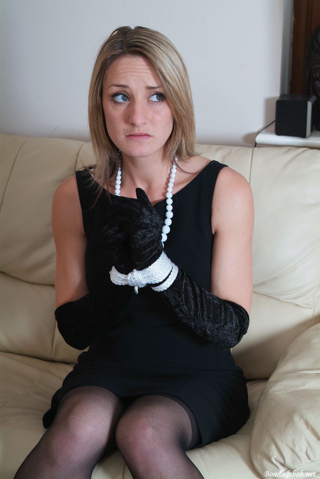 Tied Sexy Beauties 296-1