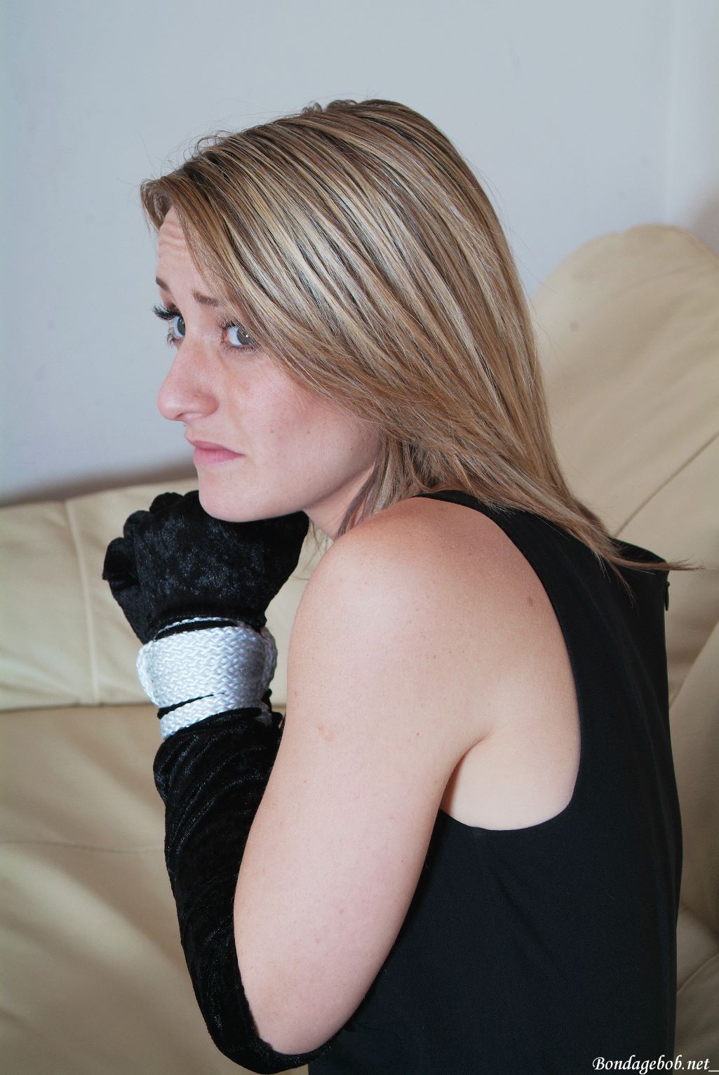 Tied Sexy Beauties 296-1