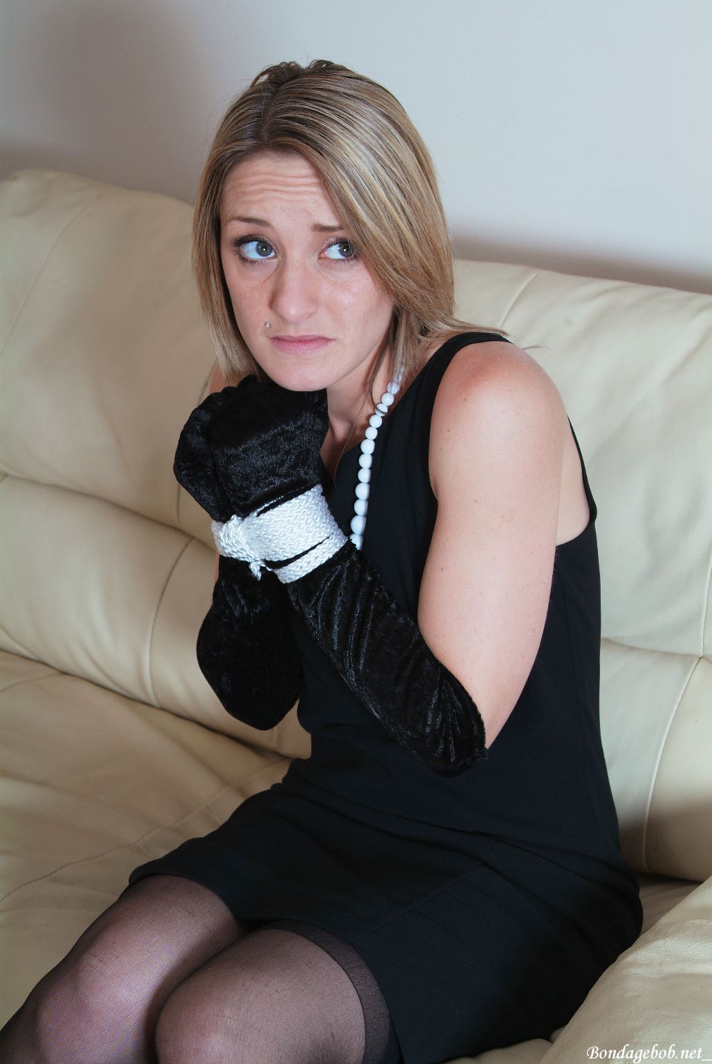 Tied Sexy Beauties 296-1