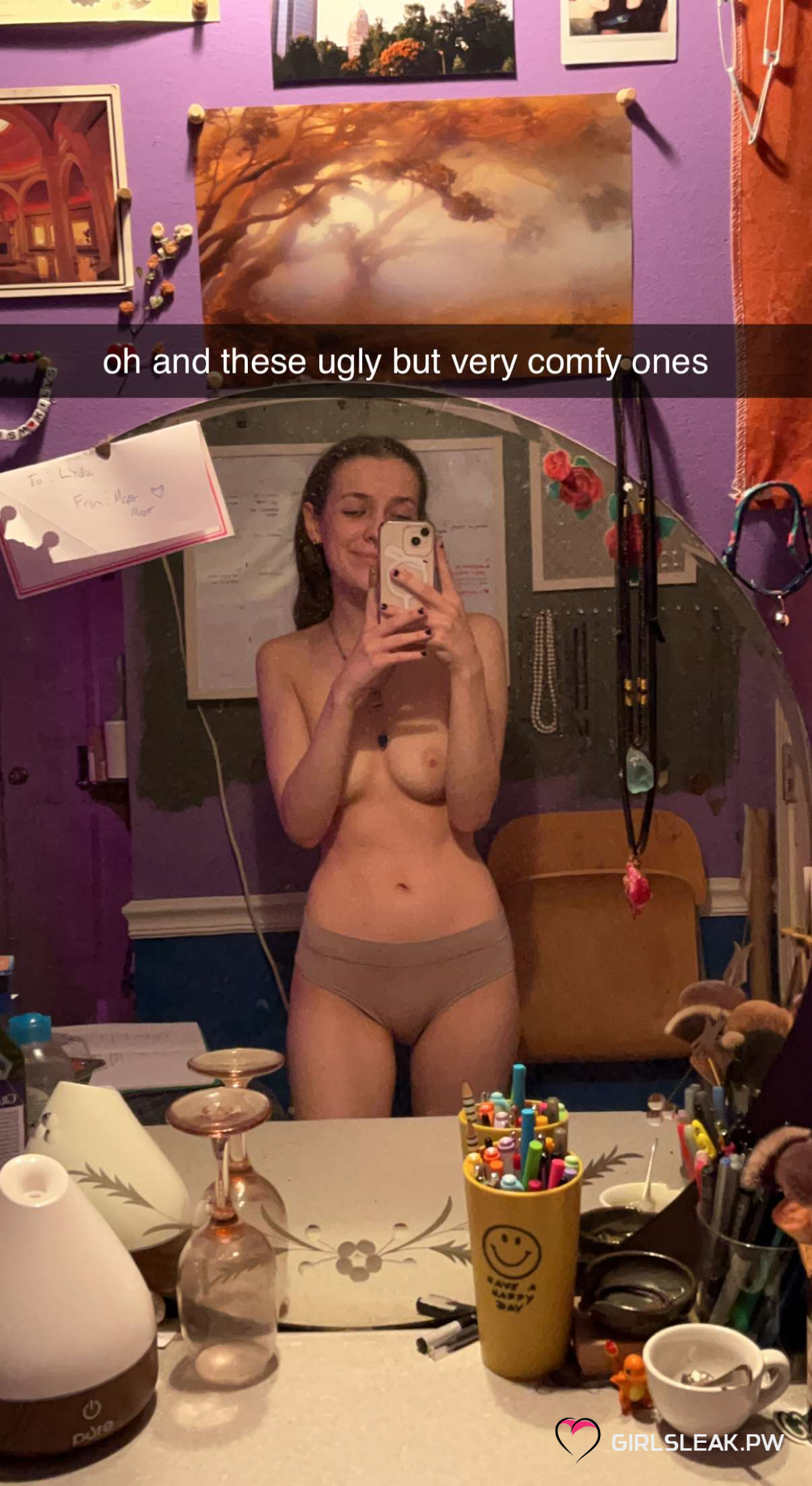 Look at this hot bitch