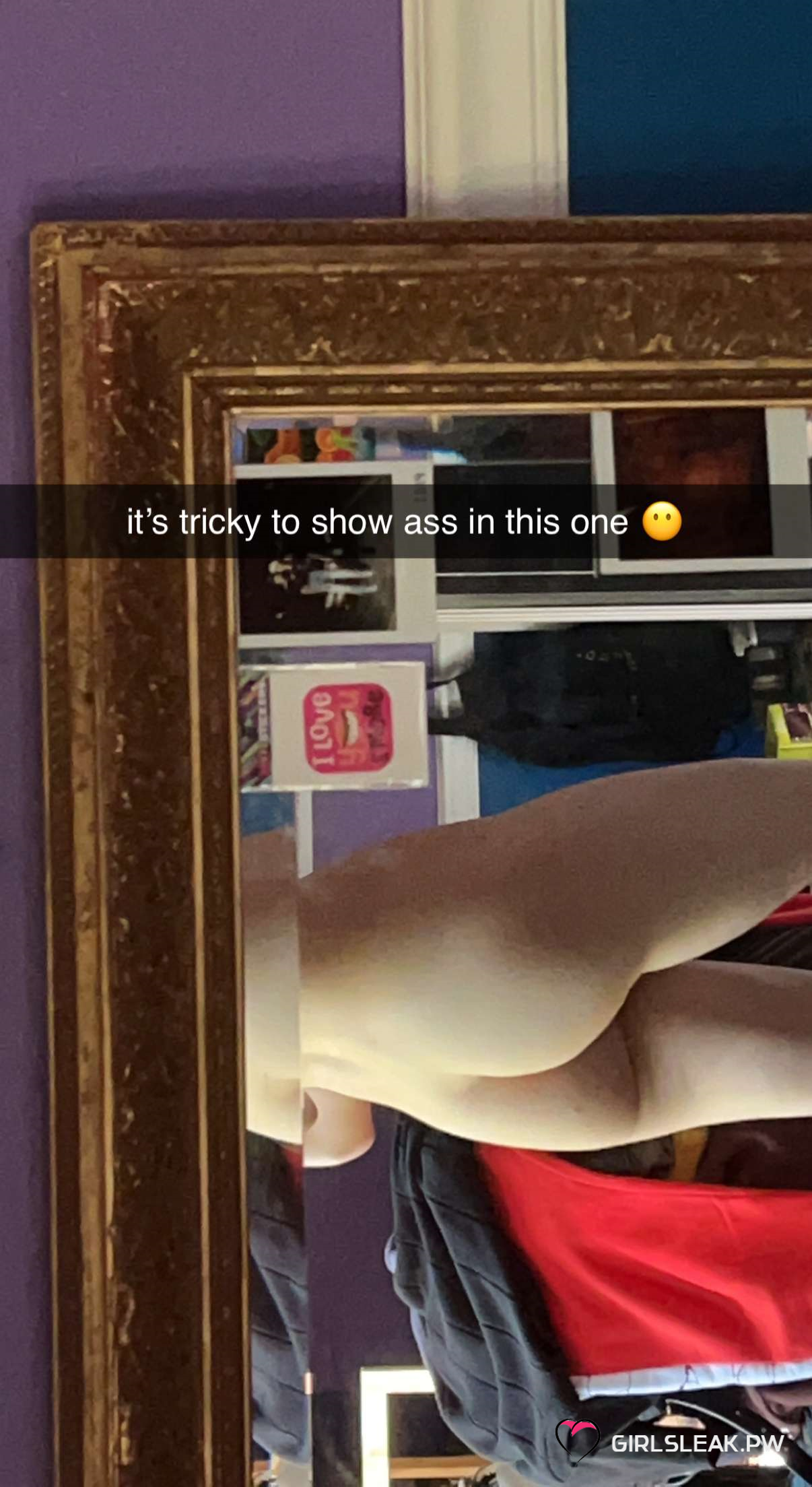 Look at this hot bitch