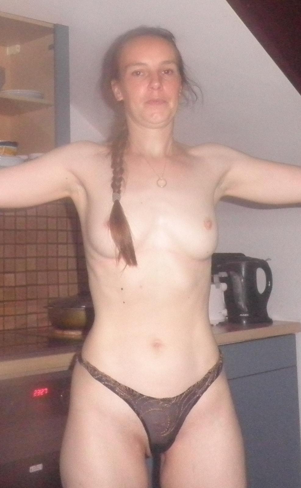 Web whore Daniela Rickers