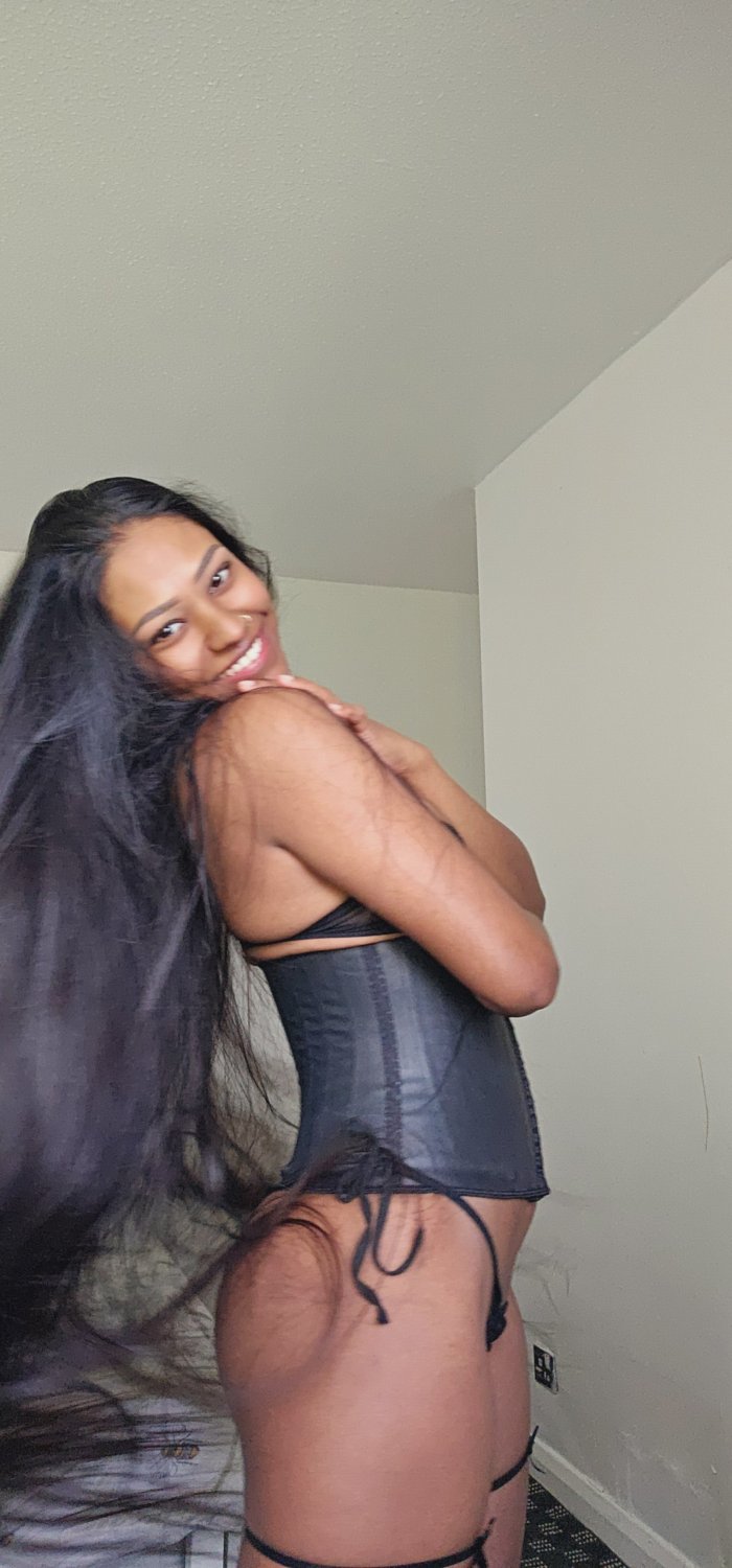 British Indian Horny Long Hair Girl