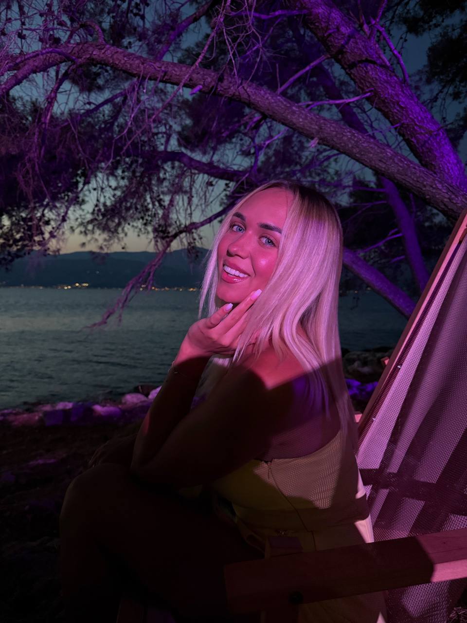 Slut to use for money