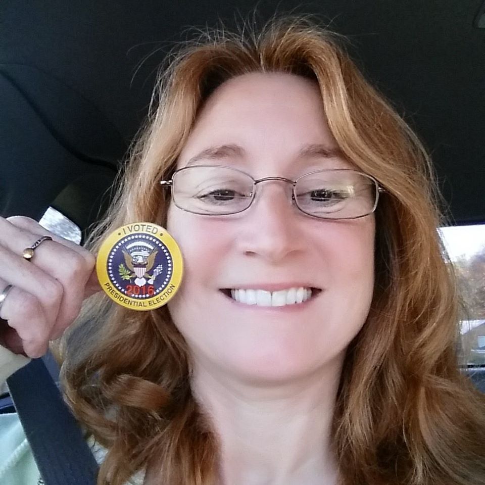 Lara Ellis from Luray, Virginia