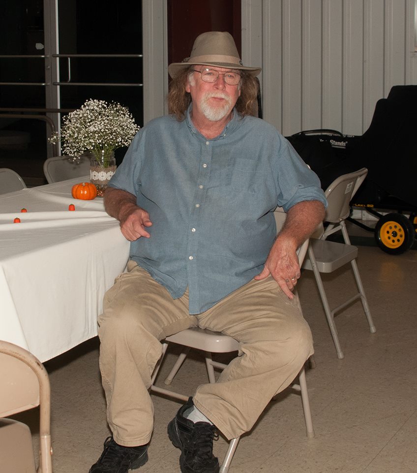 Lara Ellis from Luray, Virginia