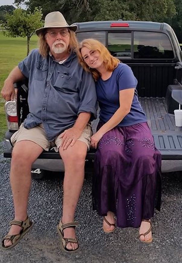 Lara Ellis from Luray, Virginia