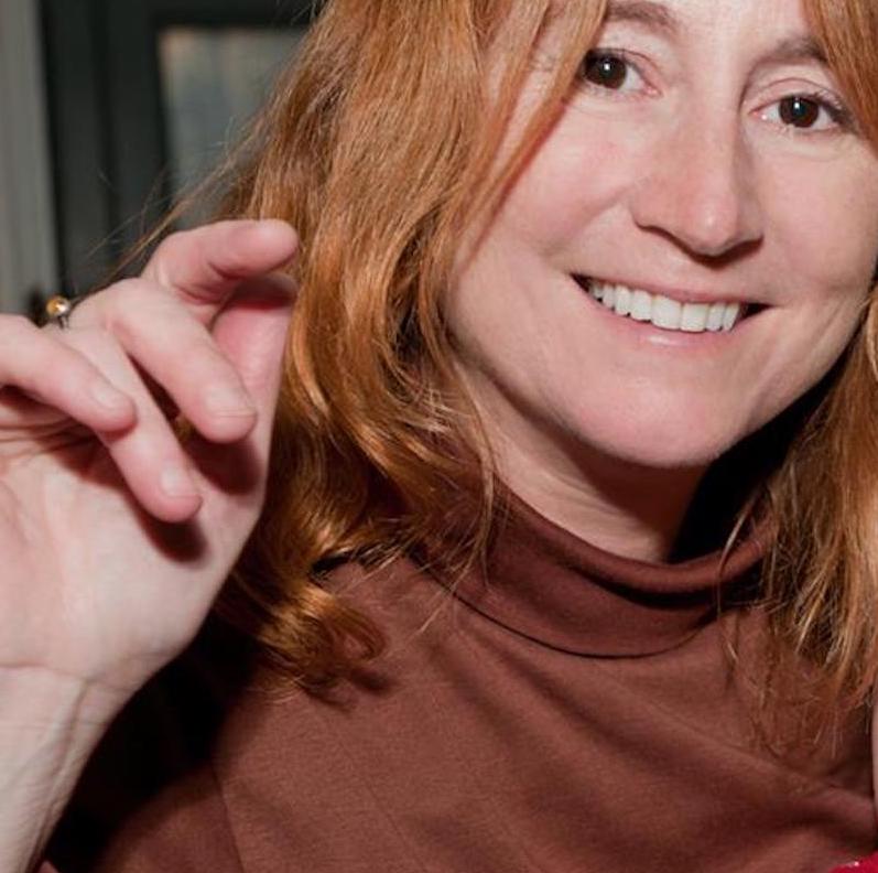 Lara Ellis from Luray, Virginia