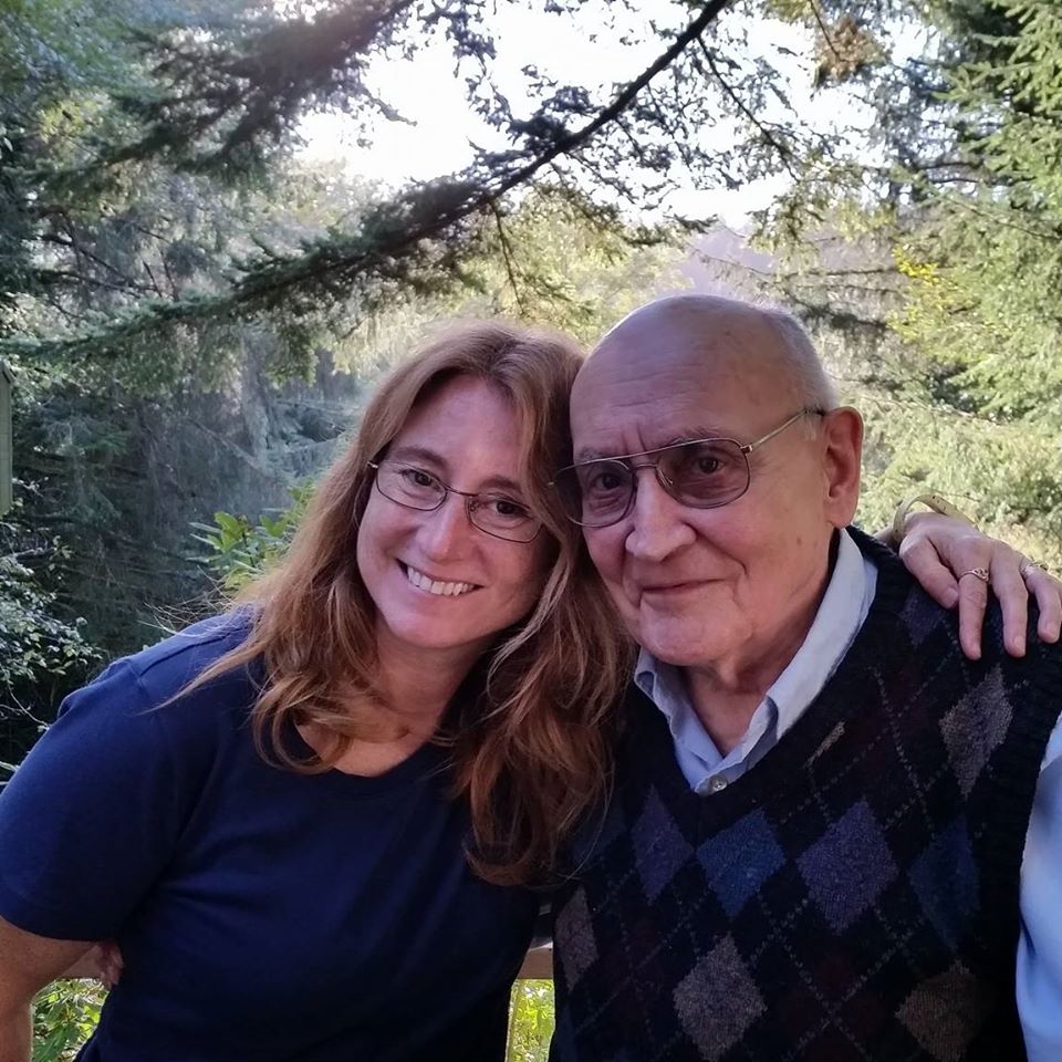 Lara Ellis from Luray, Virginia