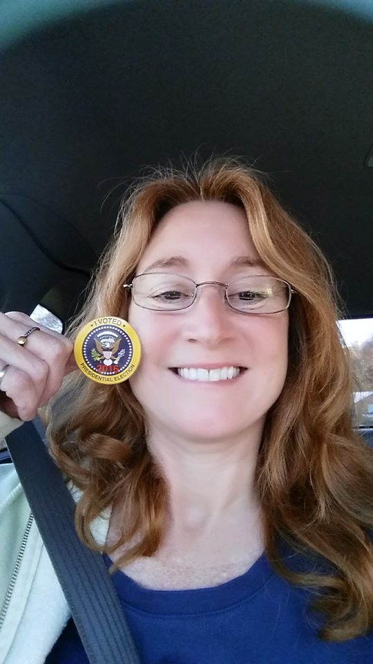 Lara Ellis from Luray, Virginia