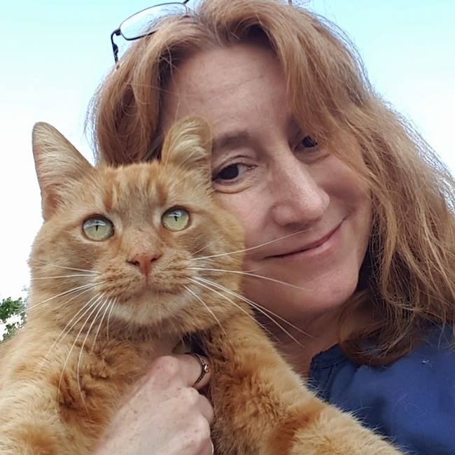 Lara Ellis from Luray, Virginia