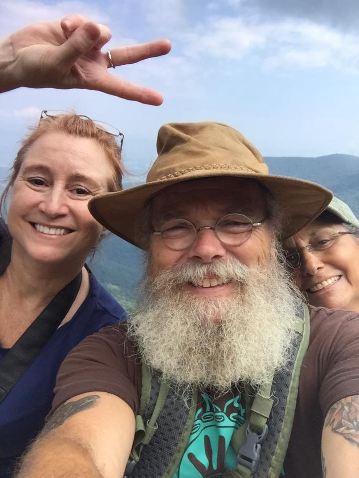 Lara Ellis from Luray, Virginia