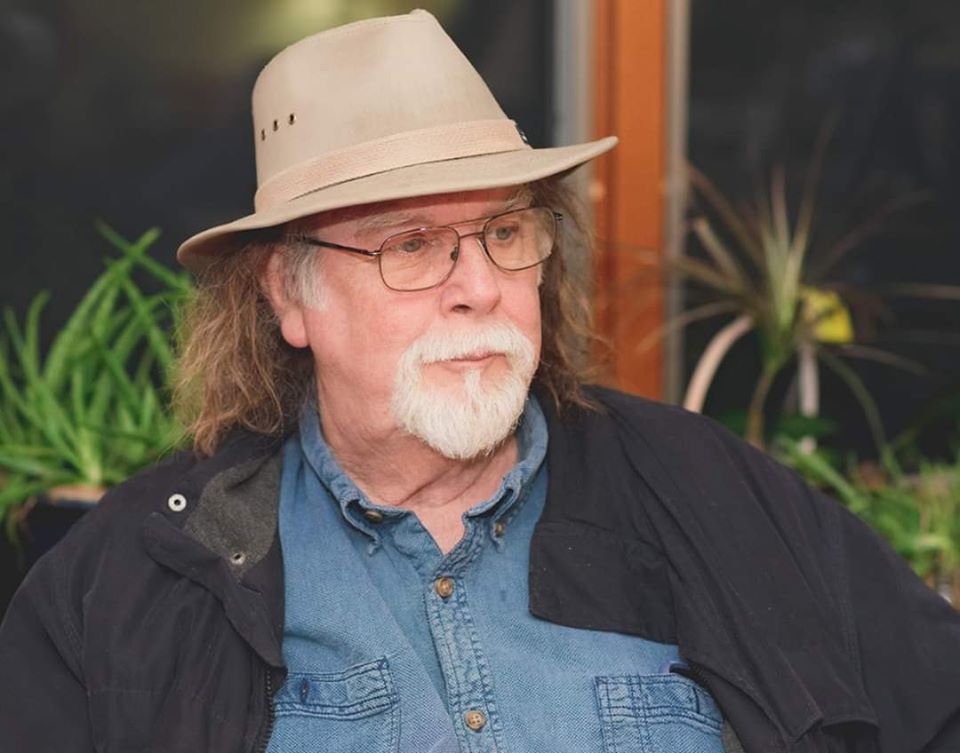 Lara Ellis from Luray, Virginia