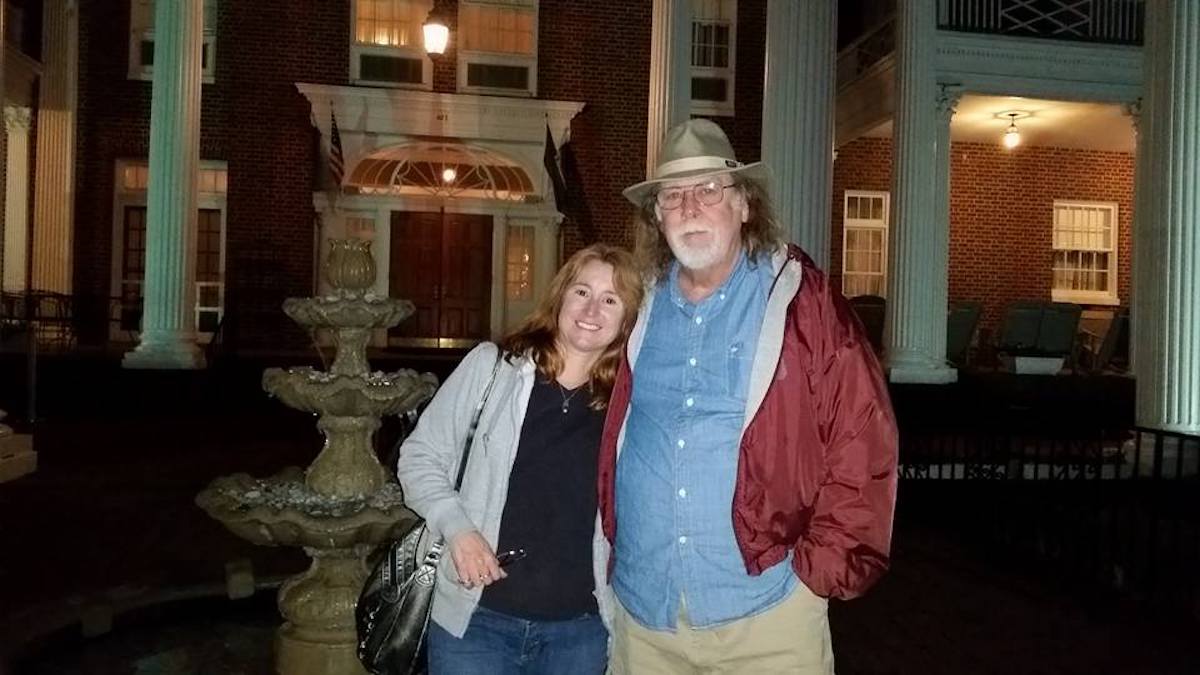 Lara Ellis from Luray, Virginia