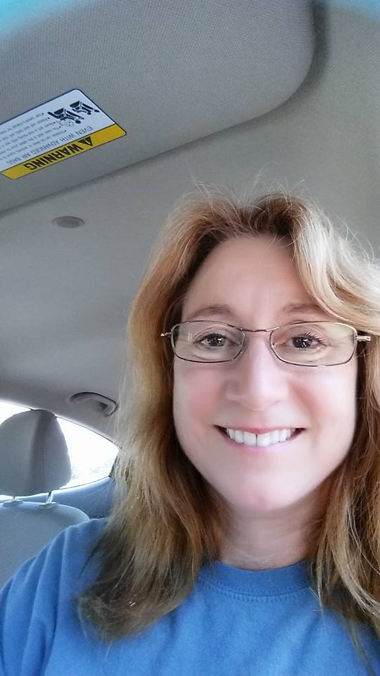 Lara Ellis from Luray, Virginia