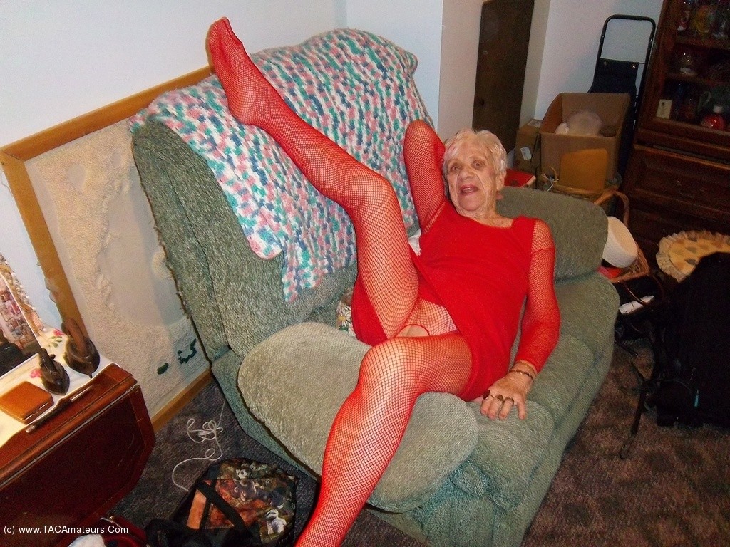 GRANNY MARGE  90 ANS