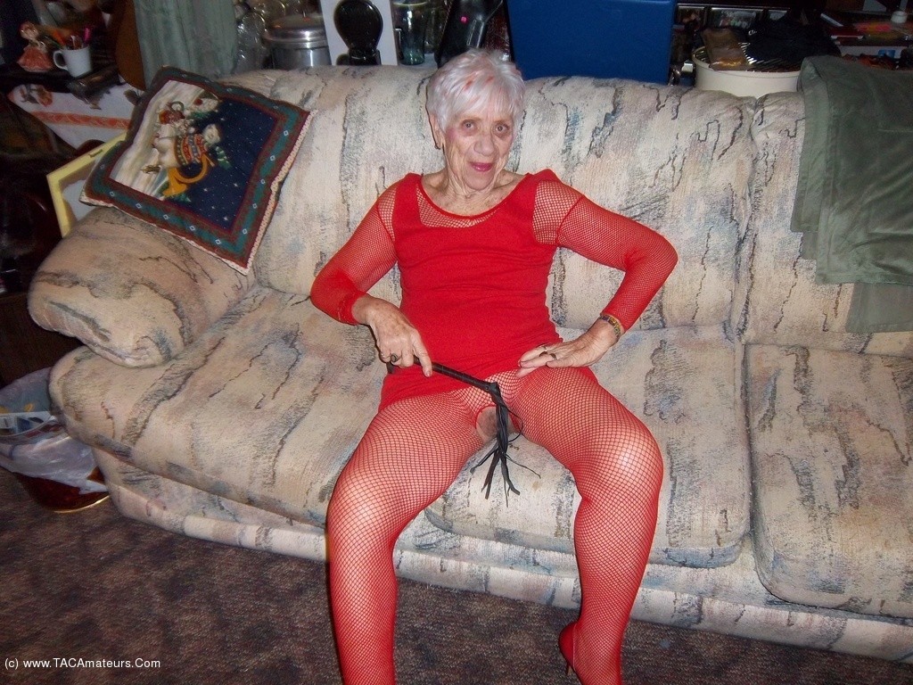 GRANNY MARGE  90 ANS