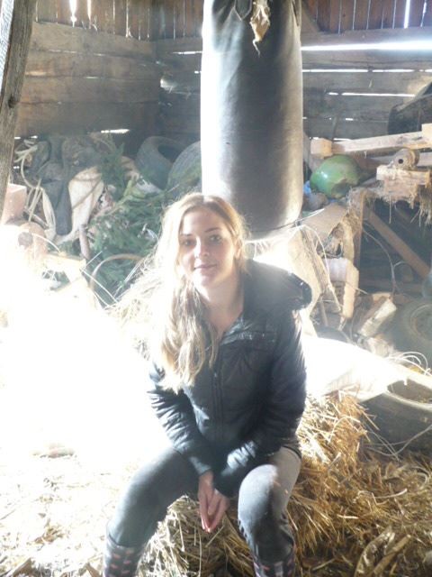 Blonde wannabe model