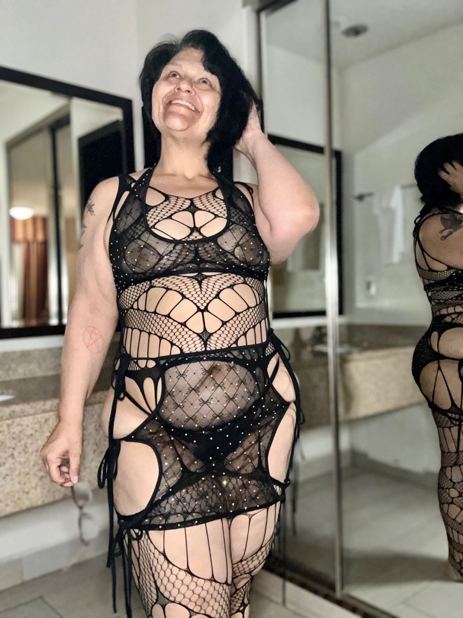 MATURE  MILFS GRANNY