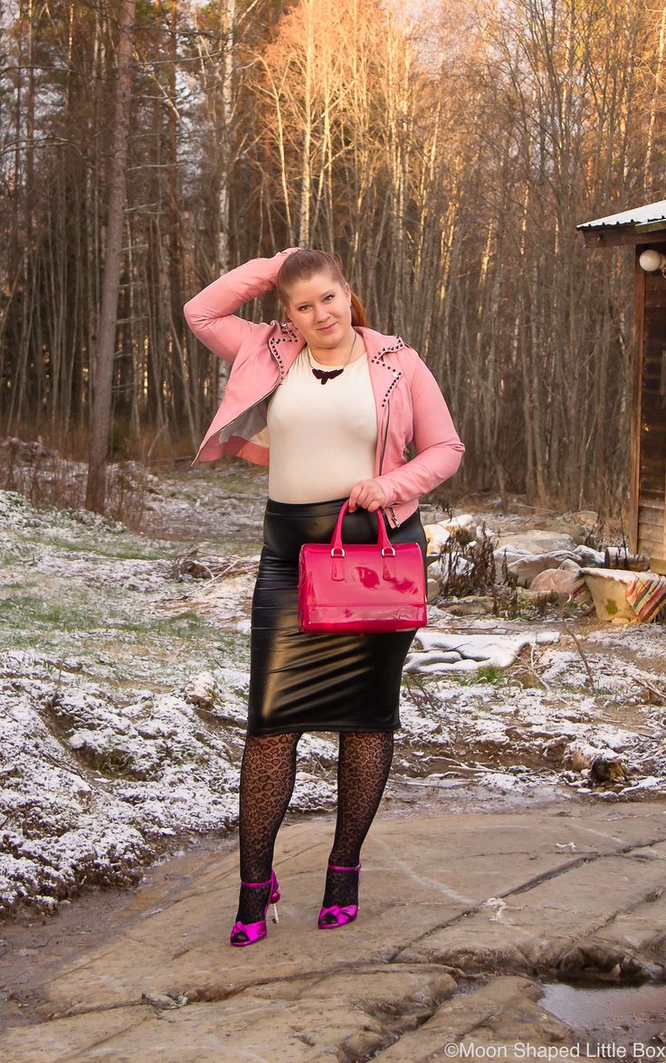 MATURE  MILFS GRANNY