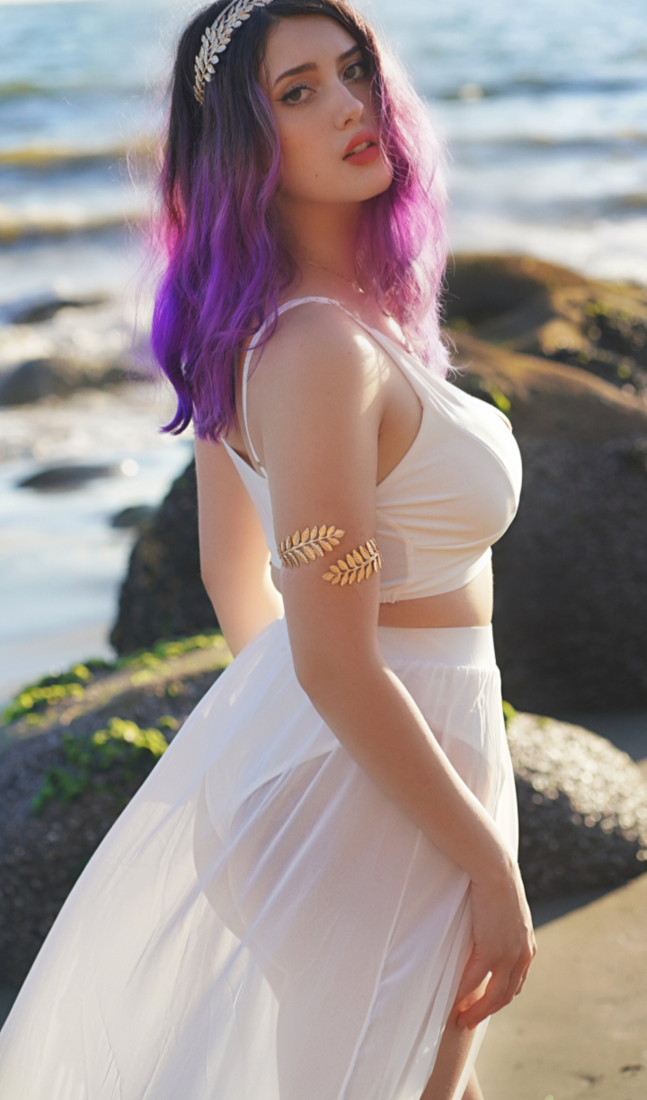 White Thick Booty 47