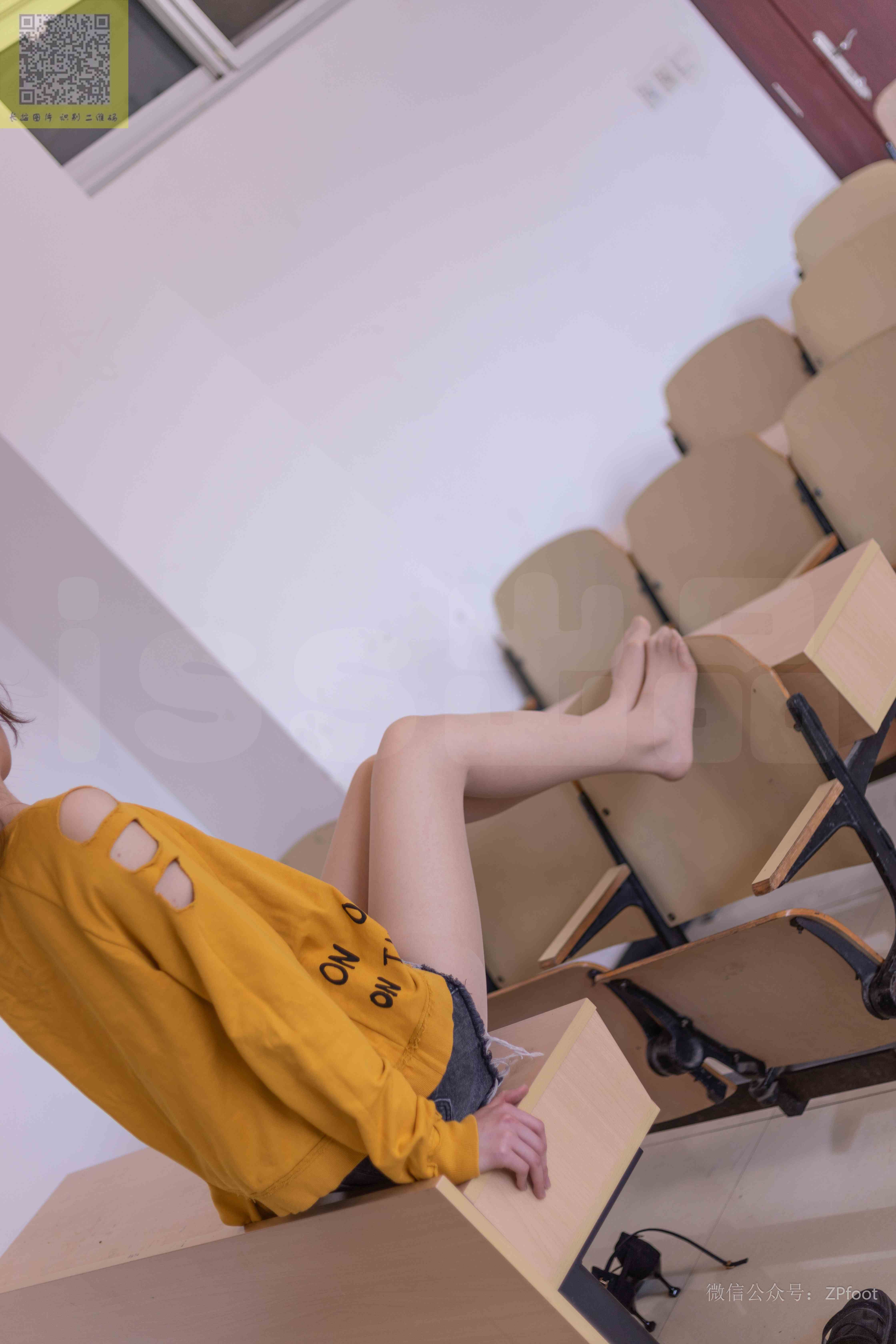 China Beauty Legs and feet 1421