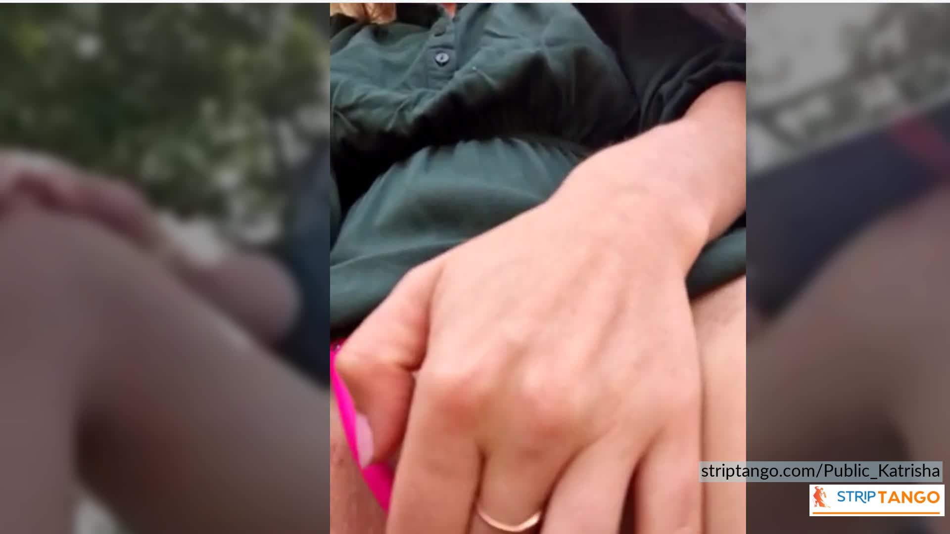 Striptango Outdoor Tease – 1000 Pics of Big Ass, Big Tits &