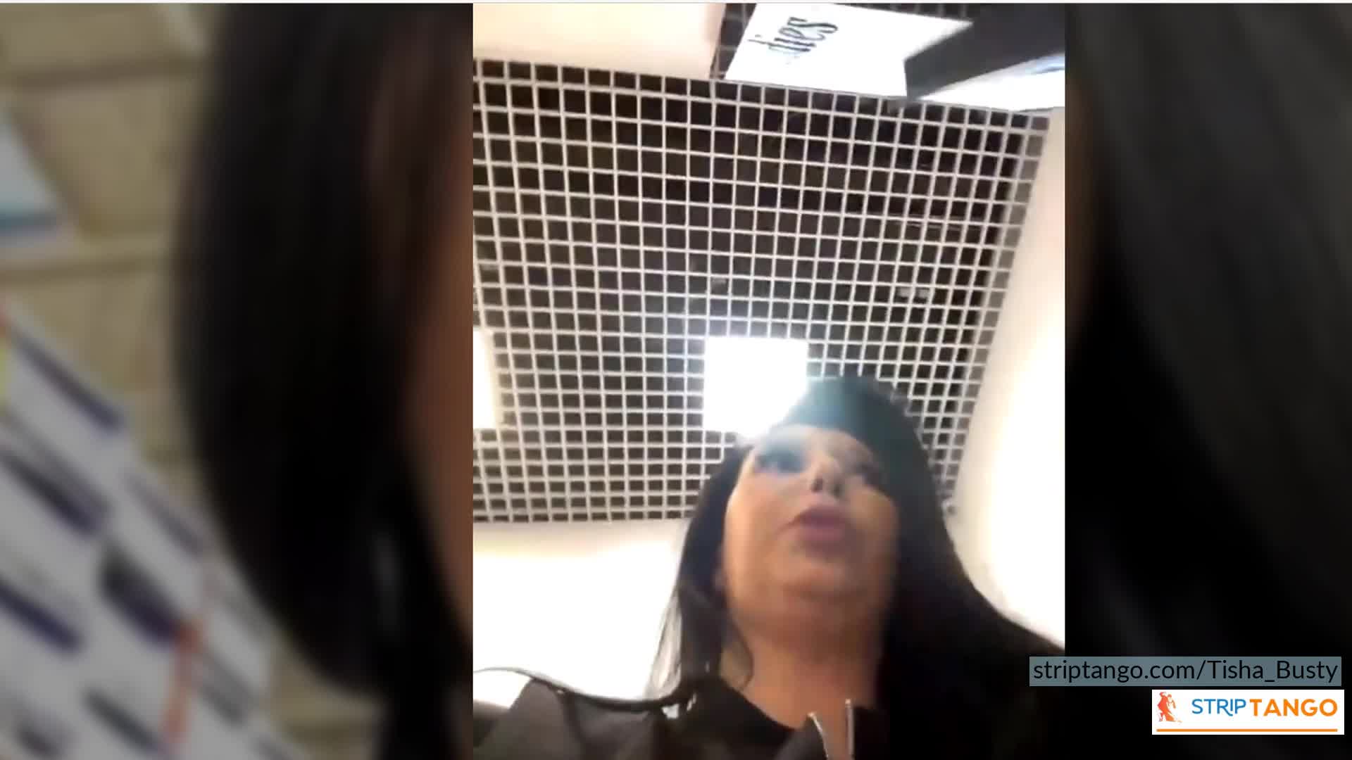 300 Pics of Big Ass, Big Tits & Hairy Pussy Striptango Camgi