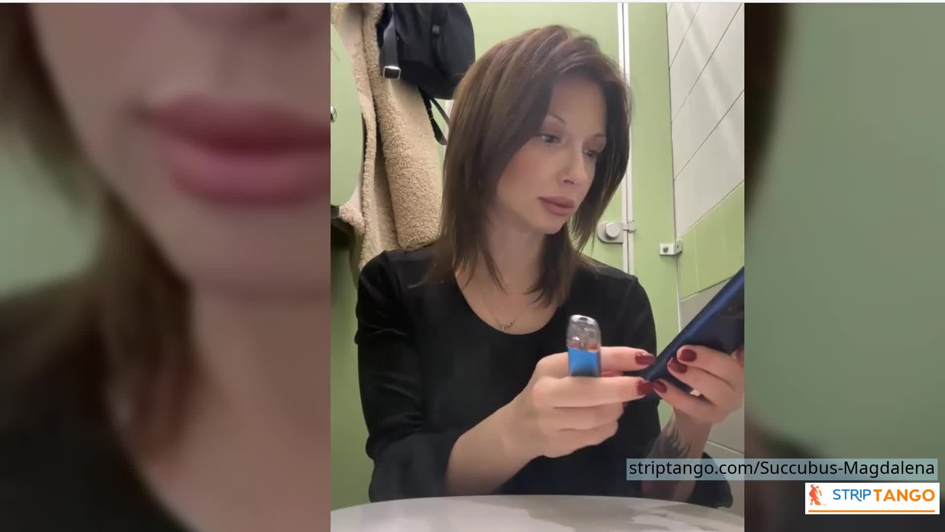 300 Pics of Big Ass, Big Tits & Hairy Pussy Striptango Camgi