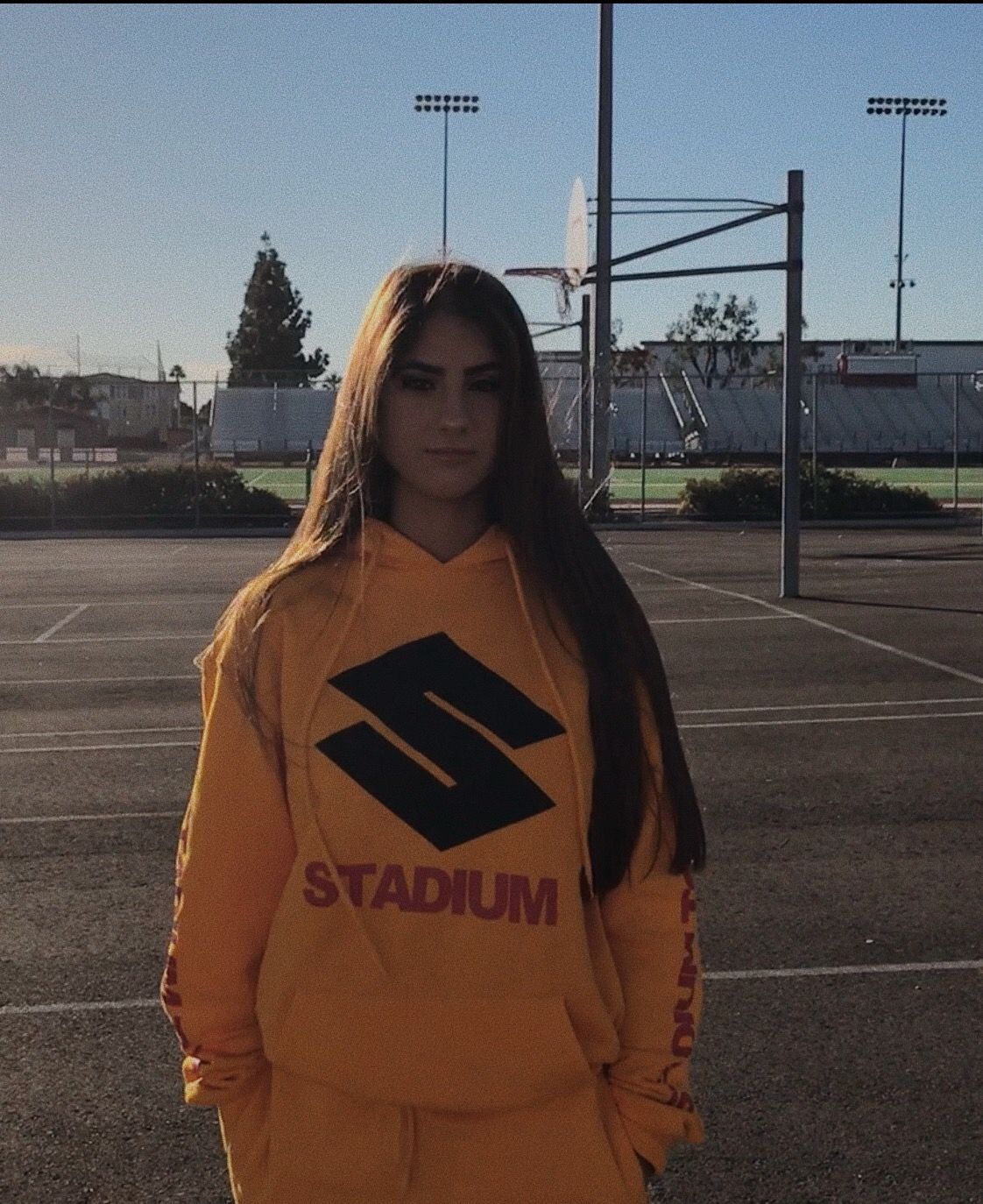 dumb "aspiring model" humiliated