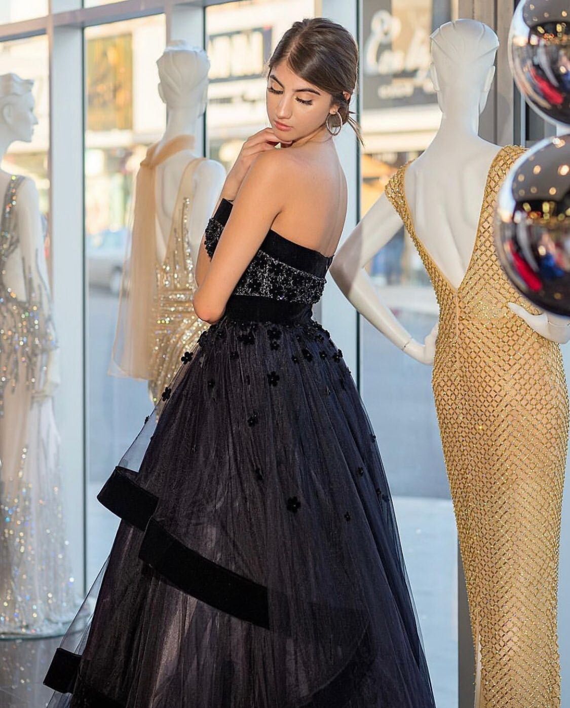 dumb "aspiring model" humiliated