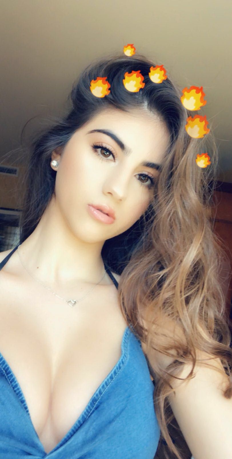 dumb "aspiring model" humiliated