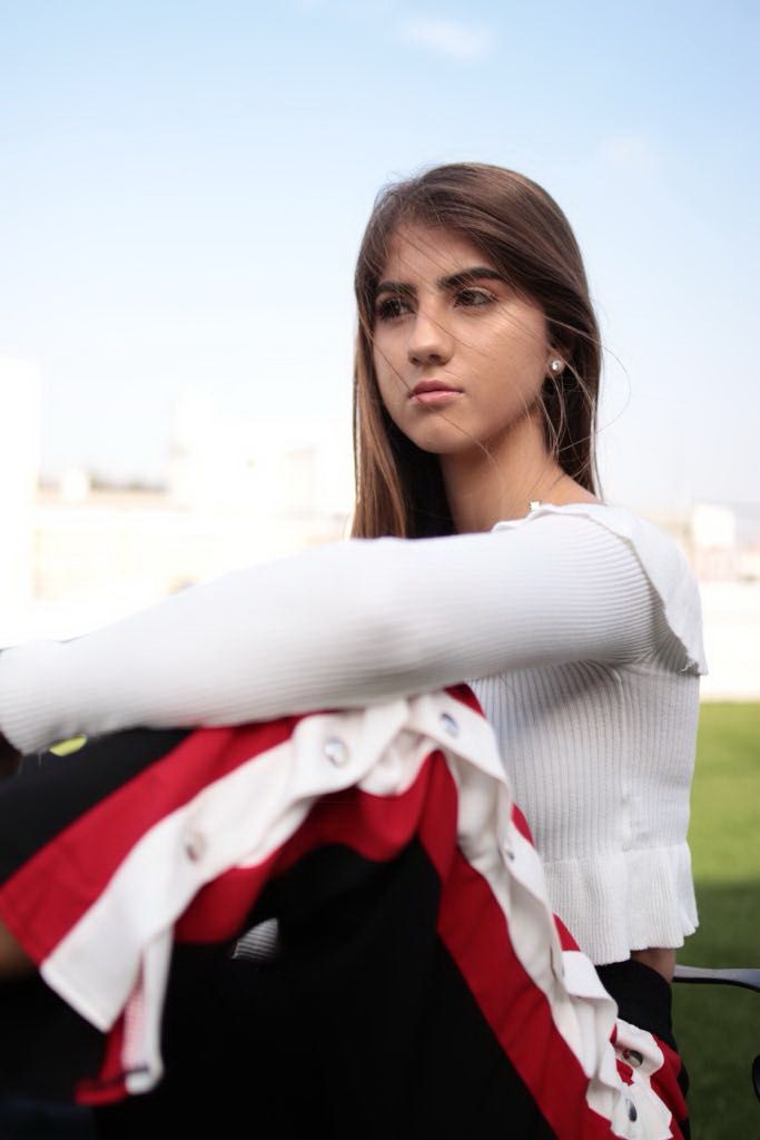 dumb "aspiring model" humiliated