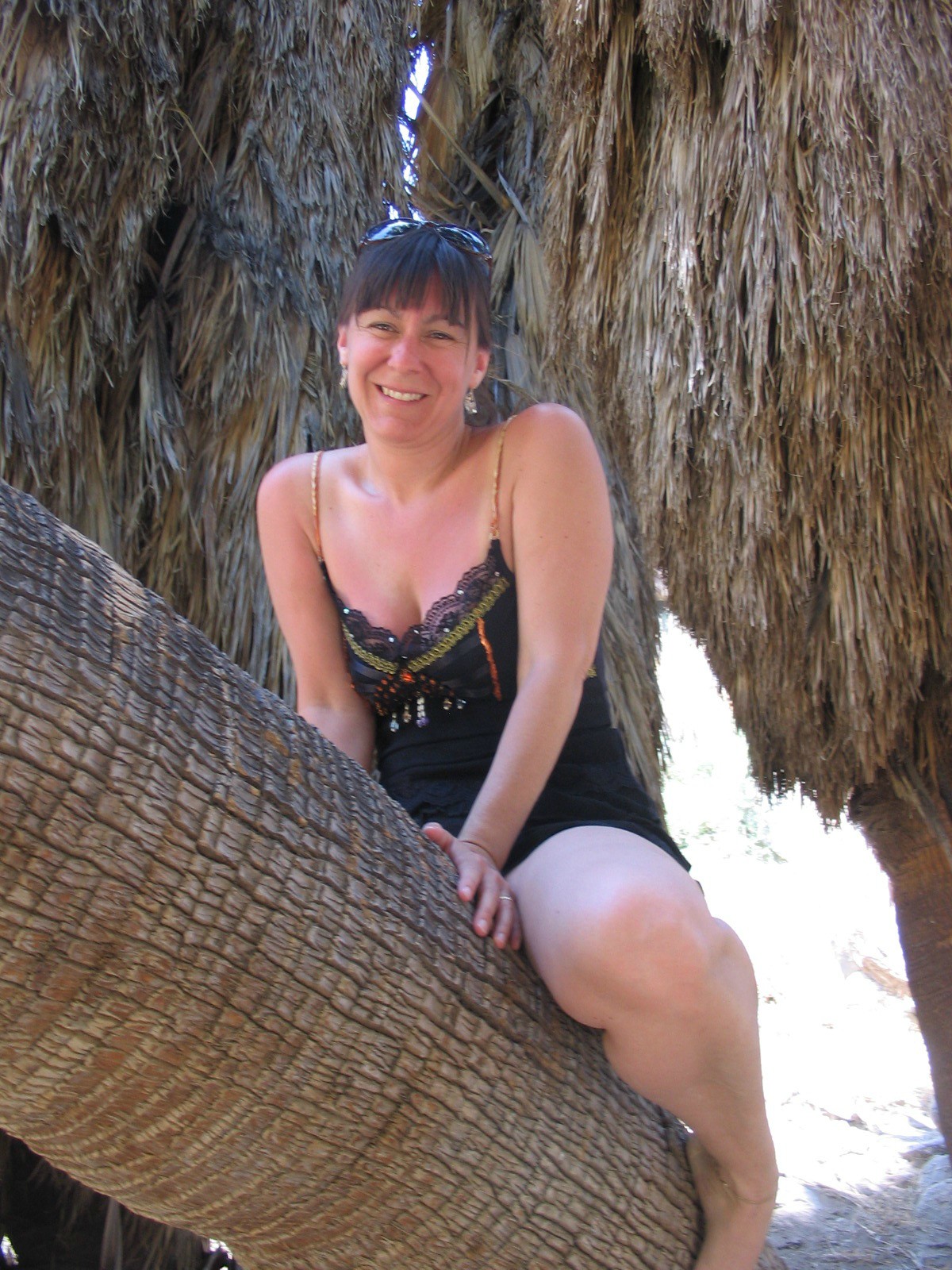 Beth,from Washington gets naked for hubby