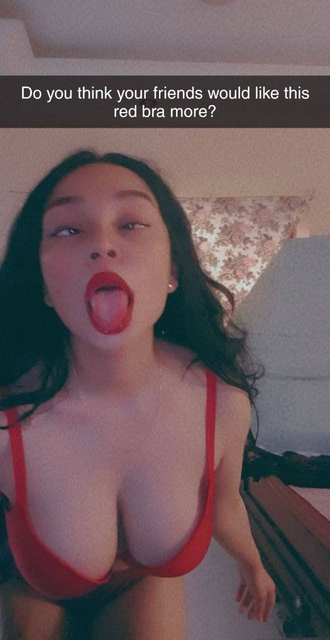 Big Ass Lady Horny Pics Sent to Lover