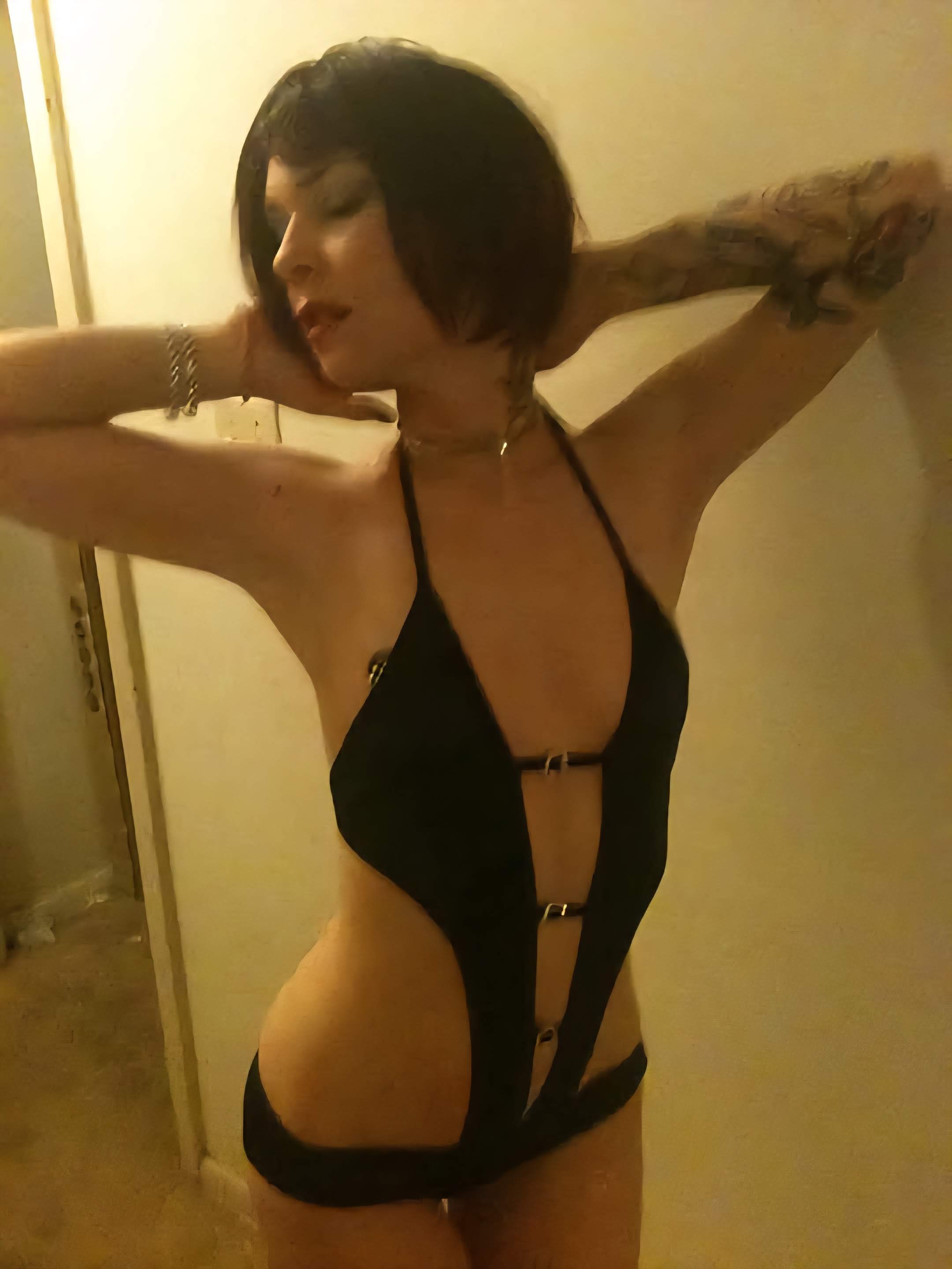 Chicagoland Milfs in Lingerie