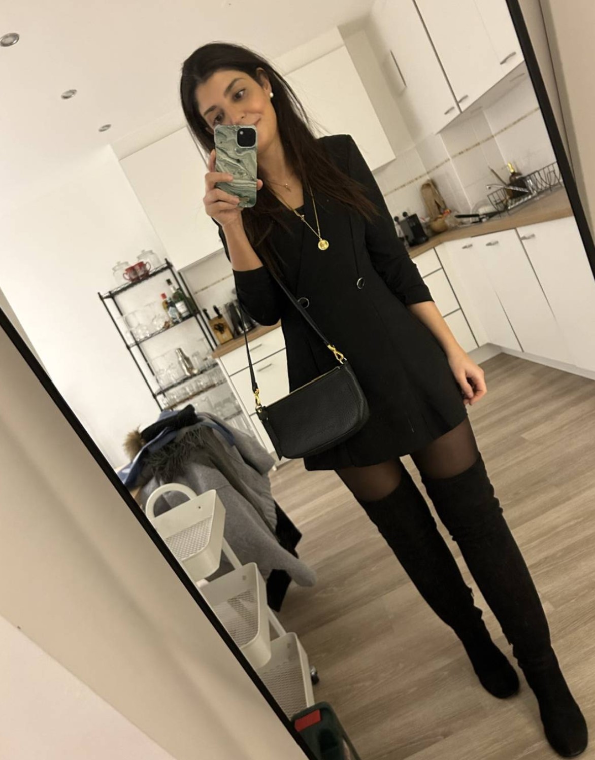 NRI Slim Girl Nude Pics