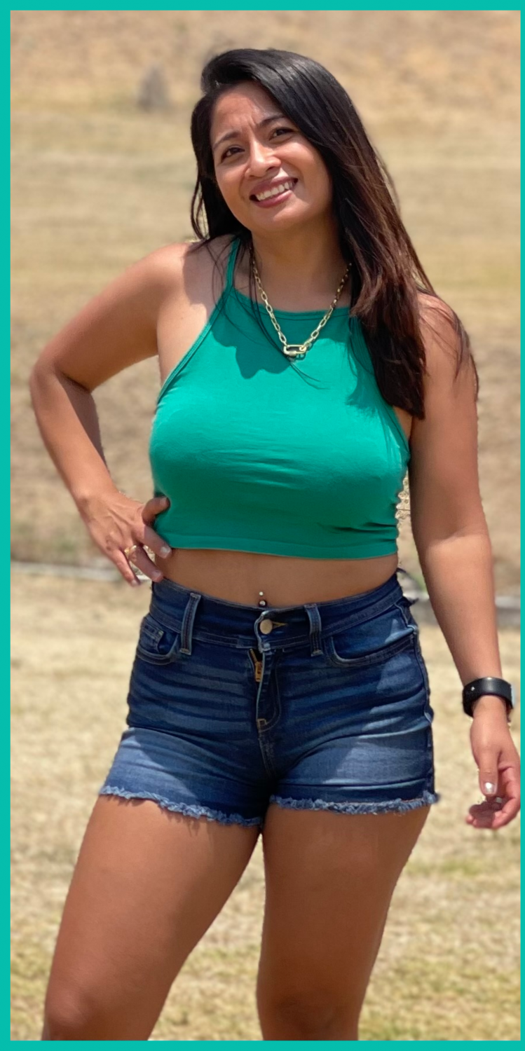 Clean Milf Sending Pics to Affair Guy