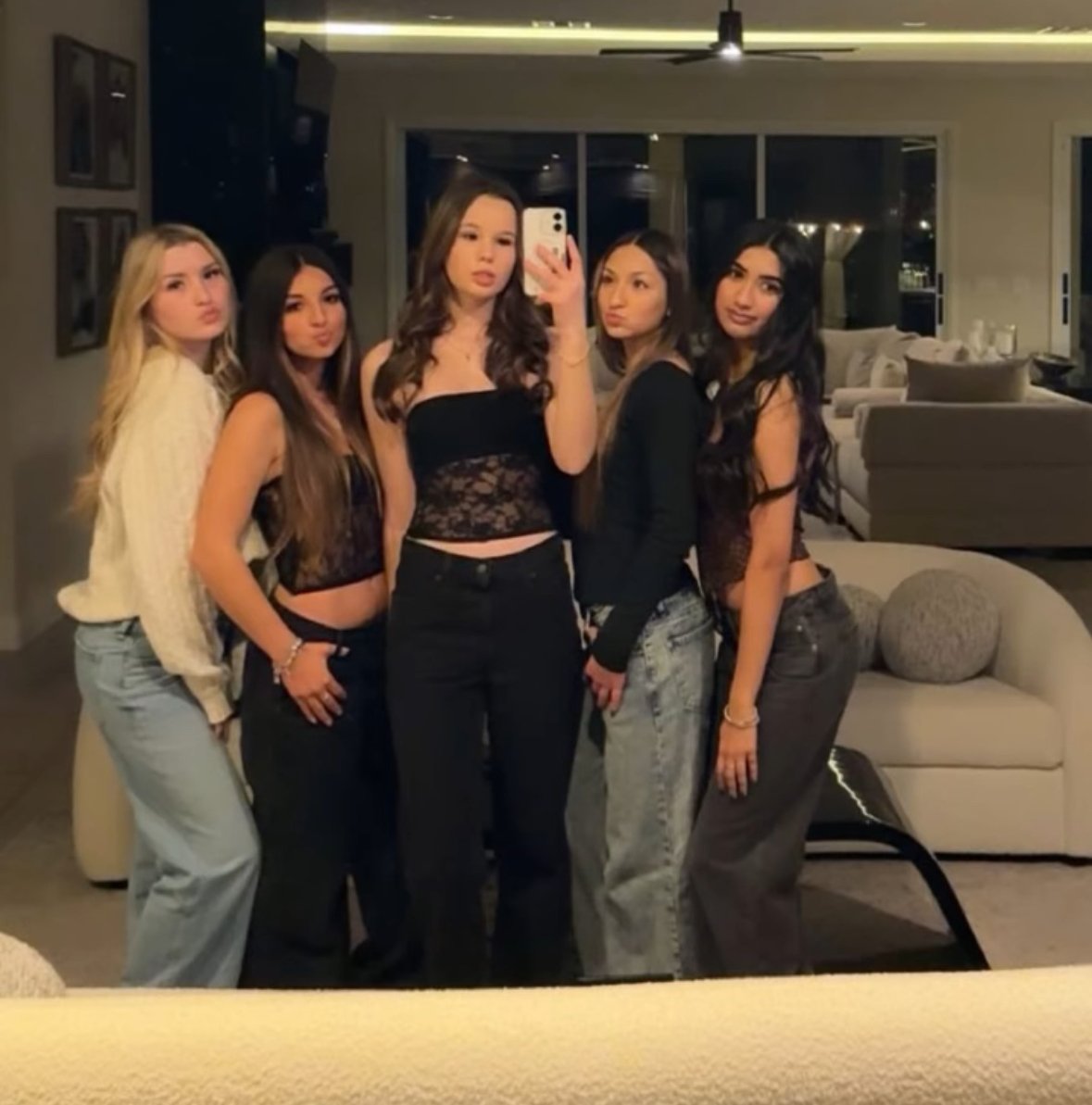 Beautiful NRI Girl Hot Boobs Sexy Shaved Pink Pussy Fucked