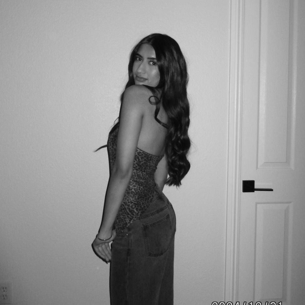 Beautiful NRI Girl Hot Boobs Sexy Shaved Pink Pussy Fucked