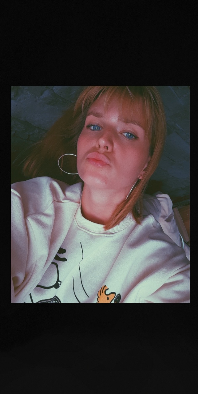 Curvy Ginger webslut